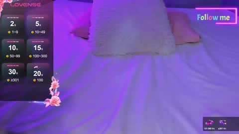 Snapshot of emmasmith06 chatting on December 21, 2024, 6:34 pm Emma online show from December 21, 2024, 6:34 pm