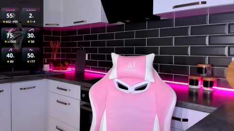 Snapshot of emmavictori chatting on February 12, 2025, 6:29 am Shaiya online show from February 12, 2025, 6:29 am