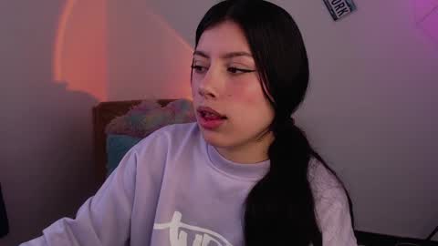 Snapshot of emmi_0 chatting on February 22, 2025, 4:51 pm Emily Independent model online show from February 22, 2025, 4:51 pm