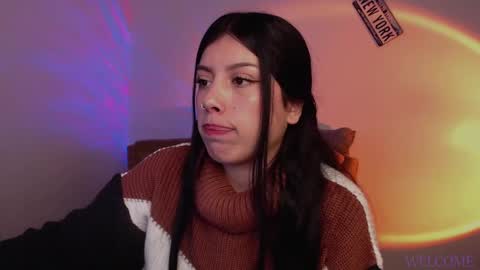 Snapshot of emmi_0 chatting on March 11, 2025, 9:04 pm Emily Independent model online show from March 11, 2025, 9:04 pm