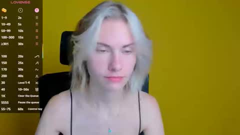 Emmi online show from September 19, 2025, 11:22 am