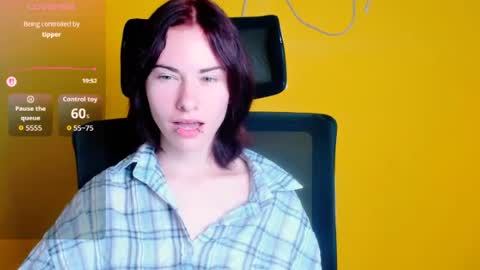 Emmi online show from July 18, 2026, 5:44 am