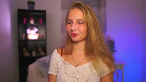 Snapshot of emmie_murray chatting on November 13, 2025, 2:16 pm Emmie online show from November 13, 2025, 2:16 pm