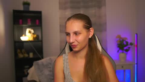Emmie online show from June 25, 2026, 6:56 pm