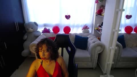 Snapshot of emmilychevalier chatting on February 26, 2025, 10:53 pm Emmily online show from February 26, 2025, 10:53 pm