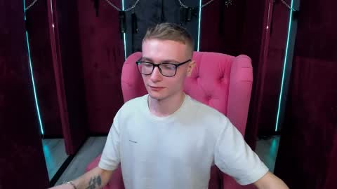 Emmit online show from April 29, 2026, 3:38 pm