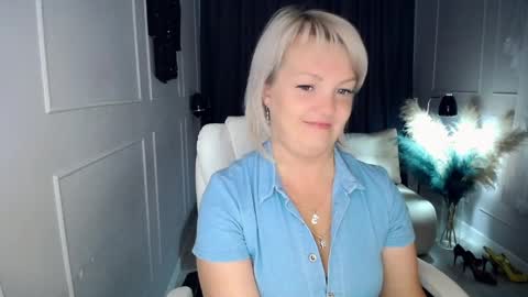 Snapshot of emmmam chatting on May 23, 2026, 3:12 am emmmam online show from May 23, 2026, 3:12 am