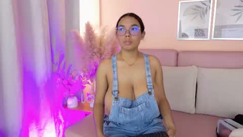 Snapshot of emmy_and_luna chatting on July 2, 2026, 12:33 pm Emmy and Luna online show from July 2, 2026, 12:33 pm