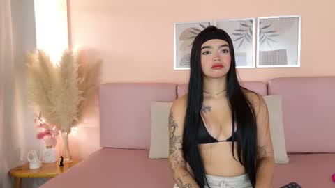 Snapshot of emmy_and_luna chatting on July 17, 2026, 12:56 pm Emmy and Luna online show from July 17, 2026, 12:56 pm
