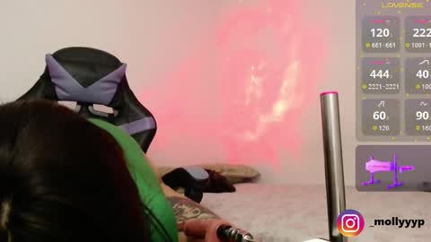 Snapshot of emmy_desirelle chatting on October 27, 2025, 2:59 am Emmy online show from October 27, 2025, 2:59 am