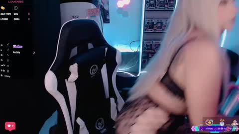 Emmy Ruiz - independent model online show from March 7, 2025, 10:10 pm