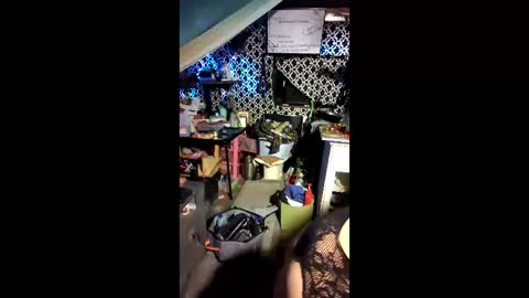 Snapshot of emmybaby5250 chatting on February 15, 2026, 10:36 am emmybaby5250 online show from February 15, 2026, 10:36 am