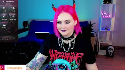 Emmy Bright     50  online show from January 28, 2025, 1:50 am