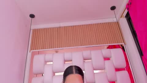 Snapshot of emmycruzz chatting on September 25, 2025, 7:50 pm emmy online show from September 25, 2025, 7:50 pm