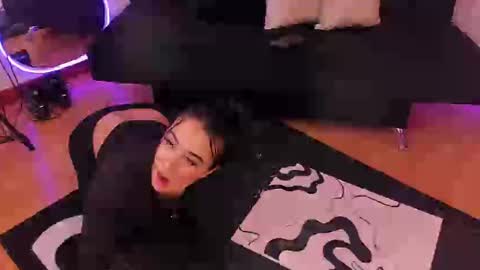 Snapshot of emmyevans1 chatting on September 19, 2025, 8:42 pm Emmy Evans online show from September 19, 2025, 8:42 pm