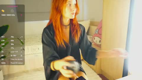 Snapshot of emmyfoxxofficial chatting on May 29, 2026, 8:12 am Emmylie online show from May 29, 2026, 8:12 am
