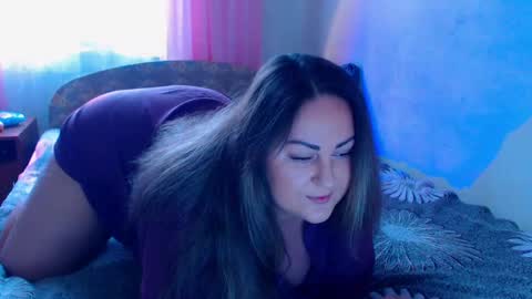 Snapshot of emmyxotty chatting on December 18, 2024, 9:58 am Emmy online show from December 18, 2024, 9:58 am