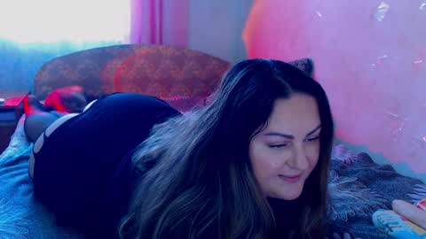 Snapshot of emmyxotty chatting on January 15, 2025, 12:58 pm Emmy online show from January 15, 2025, 12:58 pm