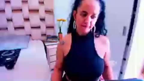 emperatriztapia online show from July 5, 2026, 7:10 pm