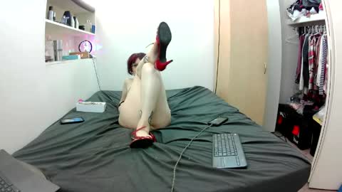 Empress Lillth online show from April 30, 2026, 3:51 pm