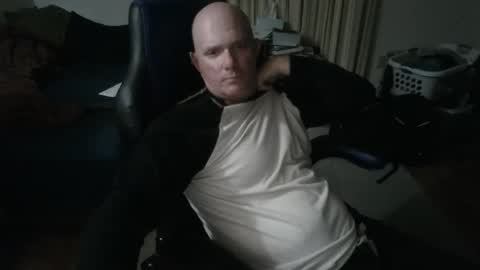 Snapshot of emsguy1 chatting on October 25, 2025, 4:42 am Matt online show from October 25, 2025, 4:42 am