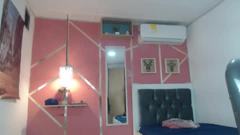 Emy online show from February 25, 2025, 3:31 am