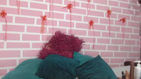 Emy online show from March 7, 2025, 6:24 am