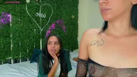 Snapshot of emy_0 chatting on July 2, 2026, 1:39 pm Emy online show from July 2, 2026, 1:39 pm