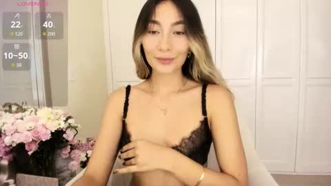 emyconneer online show from March 12, 2026, 10:49 pm