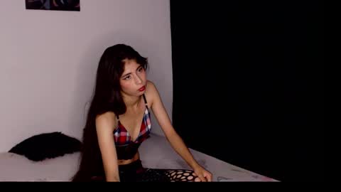 Snapshot of emyhil chatting on December 19, 2025, 12:06 am Emilly 3 Show schedule Monday to Saturday 610 Colombia time. Im free on Sundays online show from December 19, 2025, 12:06 am