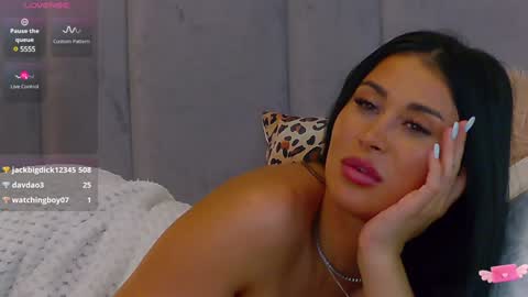  Emy  online show from January 16, 2025, 2:19 pm