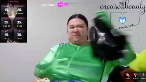 Snapshot of encasedbeauty chatting on December 13, 2025, 11:21 pm Ela online show from December 13, 2025, 11:21 pm