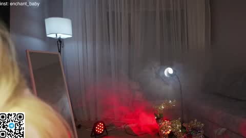 Snapshot of enchant_baby_ chatting on December 16, 2024, 10:24 pm My name is Eva online show from December 16, 2024, 10:24 pm