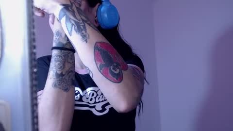 EnchantressQueen online show from July 29, 2026, 10:41 pm