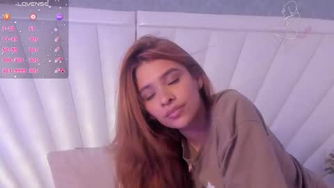 Snapshot of enchanttress chatting on September 23, 2025, 11:52 pm Enchanttress online show from September 23, 2025, 11:52 pm