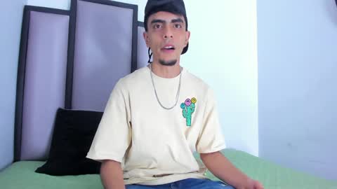 endrick_23 online show from May 1, 2026, 3:33 am