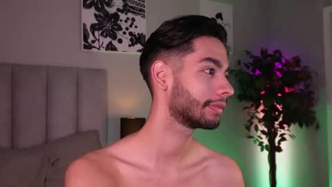 Endy online show from March 4, 2025, 12:44 pm