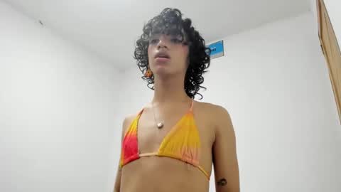 engel20042001 online show from January 30, 2025, 10:51 pm