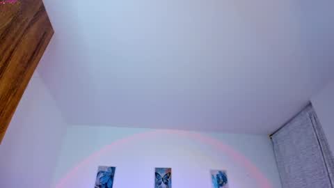 juliana  online show from January 7, 2025, 5:12 am