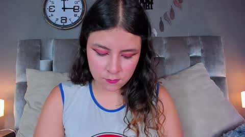  E N G E L  online show from February 25, 2025, 7:36 pm