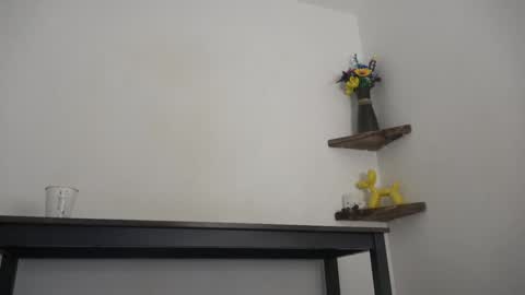 Snapshot of english_rose__ chatting on February 26, 2025, 10:15 am Rosie online show from February 26, 2025, 10:15 am