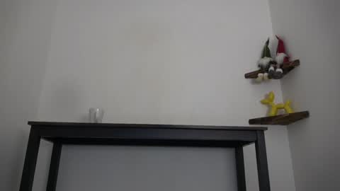 Rosie online show from December 15, 2025, 2:43 pm