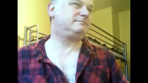 Snapshot of englishguysurrey chatting on January 28, 2025, 4:08 pm englishguysurrey online show from January 28, 2025, 4:08 pm