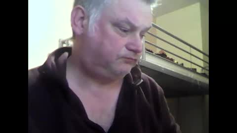 Snapshot of englishguysurrey chatting on February 3, 2026, 7:35 am englishguysurrey online show from February 3, 2026, 7:35 am