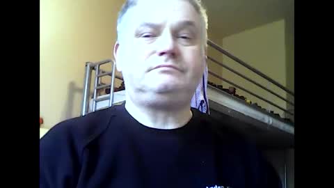 Snapshot of englishguysurrey chatting on February 10, 2026, 11:14 am englishguysurrey online show from February 10, 2026, 11:14 am
