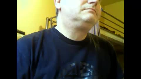 Snapshot of englishguysurrey chatting on February 13, 2026, 8:54 am englishguysurrey online show from February 13, 2026, 8:54 am