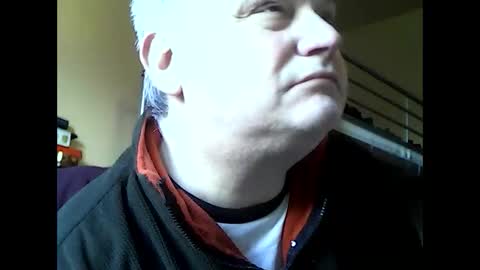 Snapshot of englishguysurrey chatting on February 16, 2026, 10:00 am englishguysurrey online show from February 16, 2026, 10:00 am