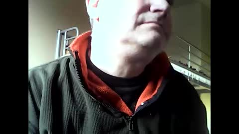 Snapshot of englishguysurrey chatting on March 5, 2026, 4:03 pm englishguysurrey online show from March 5, 2026, 4:03 pm