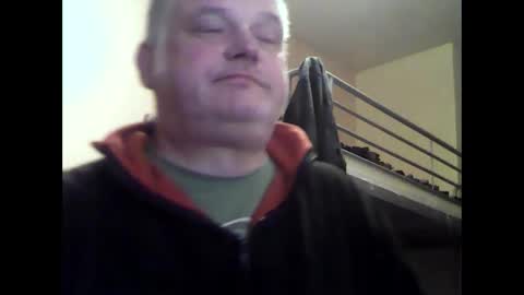 Snapshot of englishguysurrey chatting on March 15, 2026, 6:47 pm englishguysurrey online show from March 15, 2026, 6:47 pm