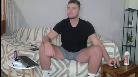 Snapshot of englishladxxx chatting on December 8, 2024, 1:02 am Englishladxxx online show from December 8, 2024, 1:02 am